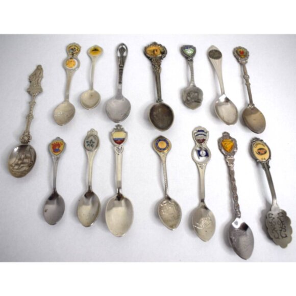 Lot of 15 Travel Souvenir Collector Spoons U.S. Cities Places AK NM CA NC VA NY! - Picture 1 of 4